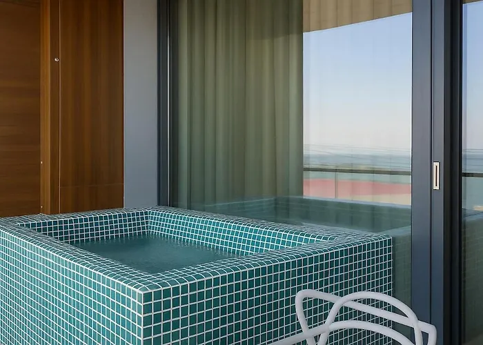 Superior Jacuzzi & View *